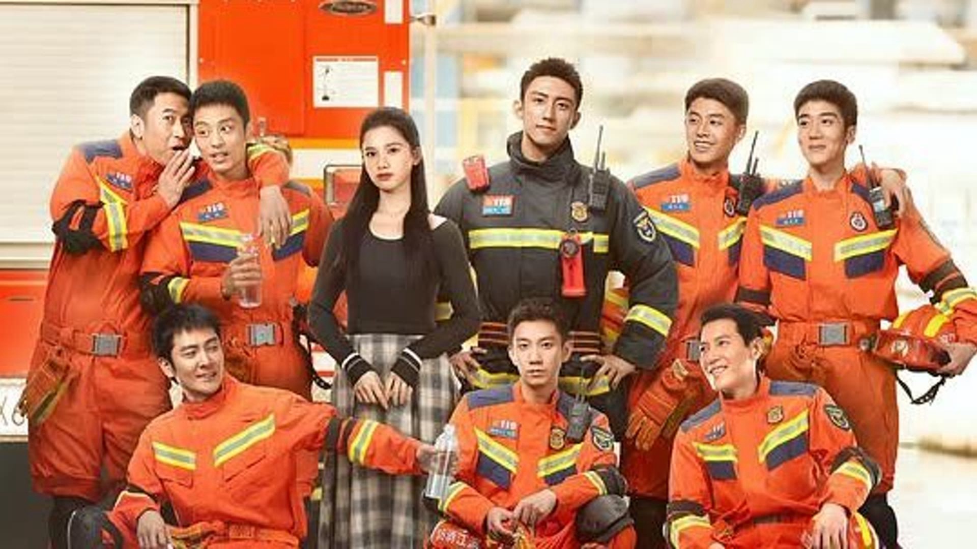 Xem phim Anh Ấy Bước Ra Từ Ánh Lửa (Bright Eyes In The Dark) 2023