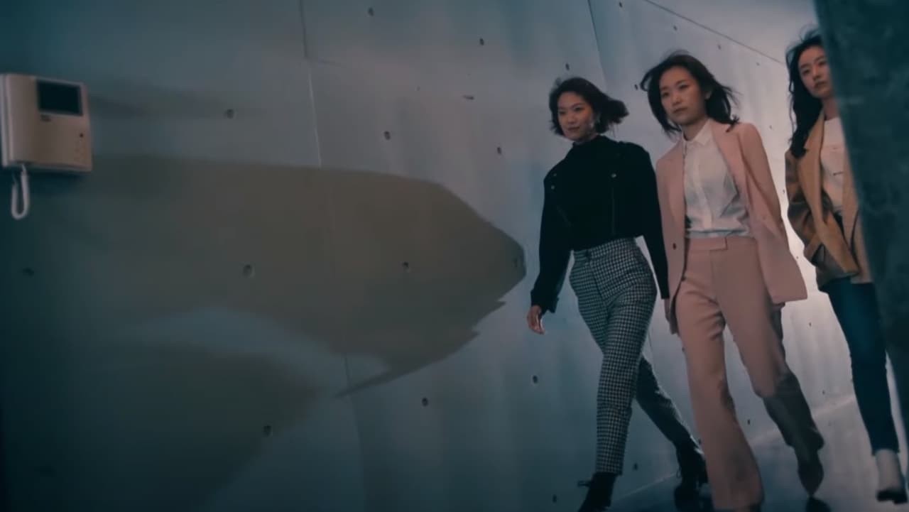 Xem phim Biệt Đội Mỹ Nhân Báo Thù (Shh, Please Take Care of Him) 2021