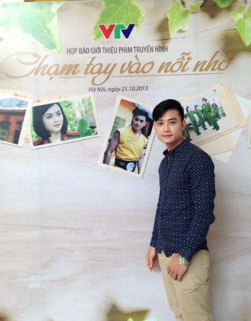 Xem phim Chạm Tay Vào Nỗi Nhớ (Chạm Tay Vào Nỗi Nhớ) 2013