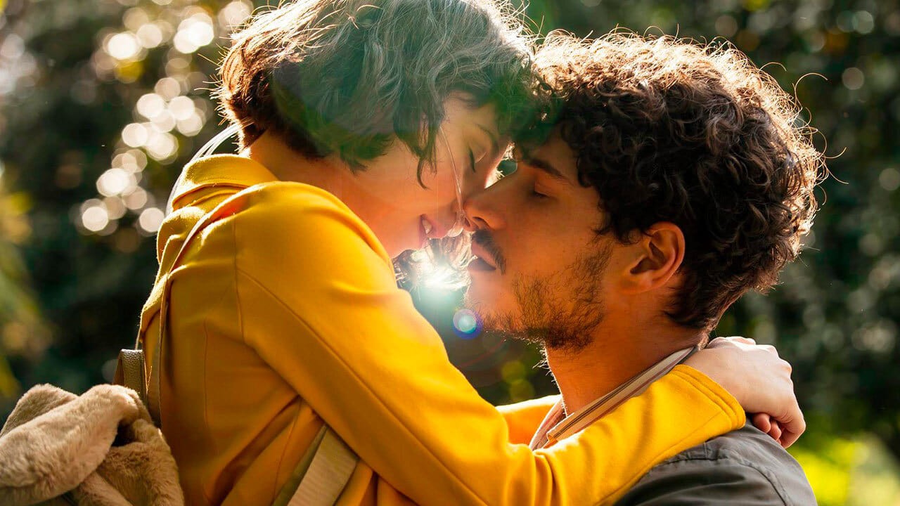 Xem phim Cưa Chàng Điển Trai 2 (Still Out of My League) 2021