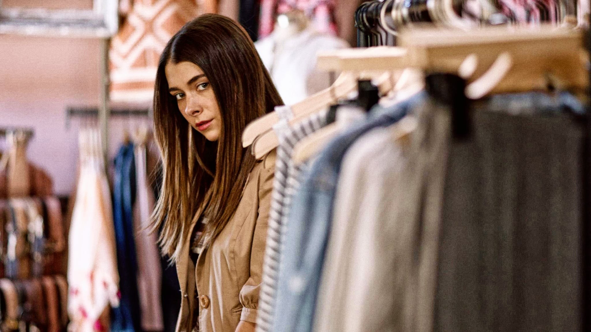 Xem phim Thiên Thần Tội Lỗi (Killer In Red) 2018