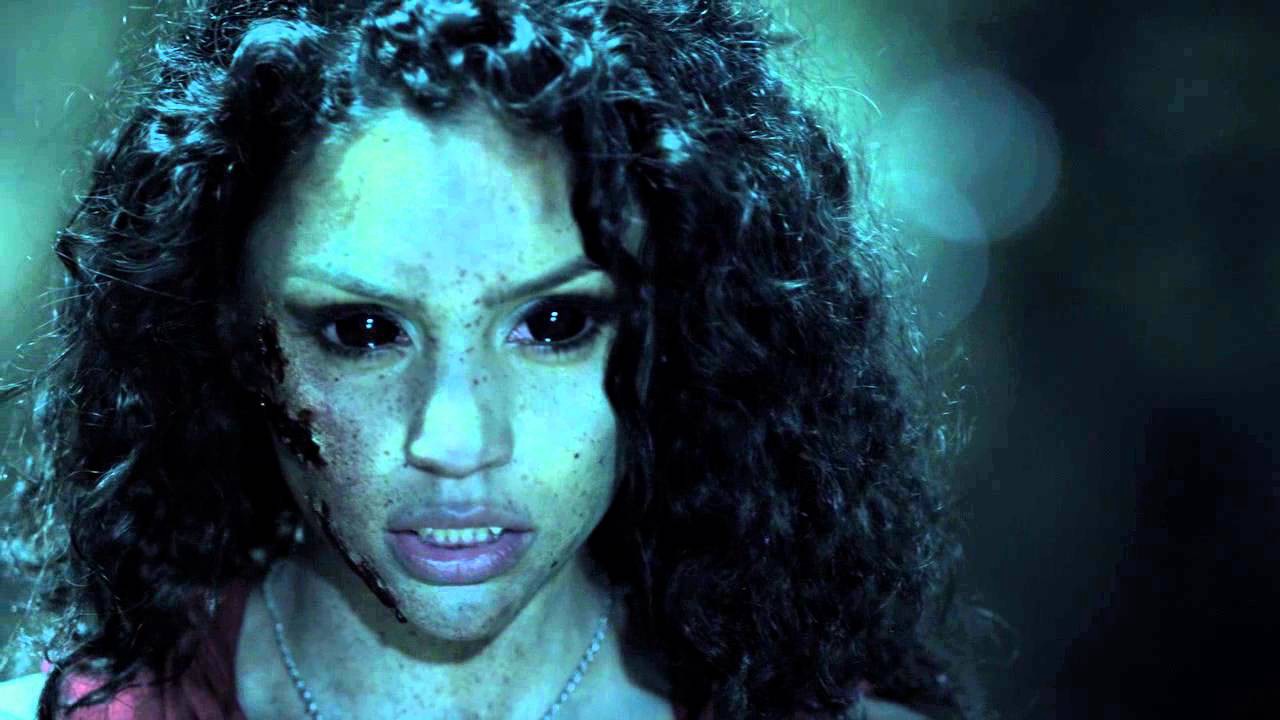 Xem phim Truy Quét Dã Thú (Little Dead Rotting Hood) 2016