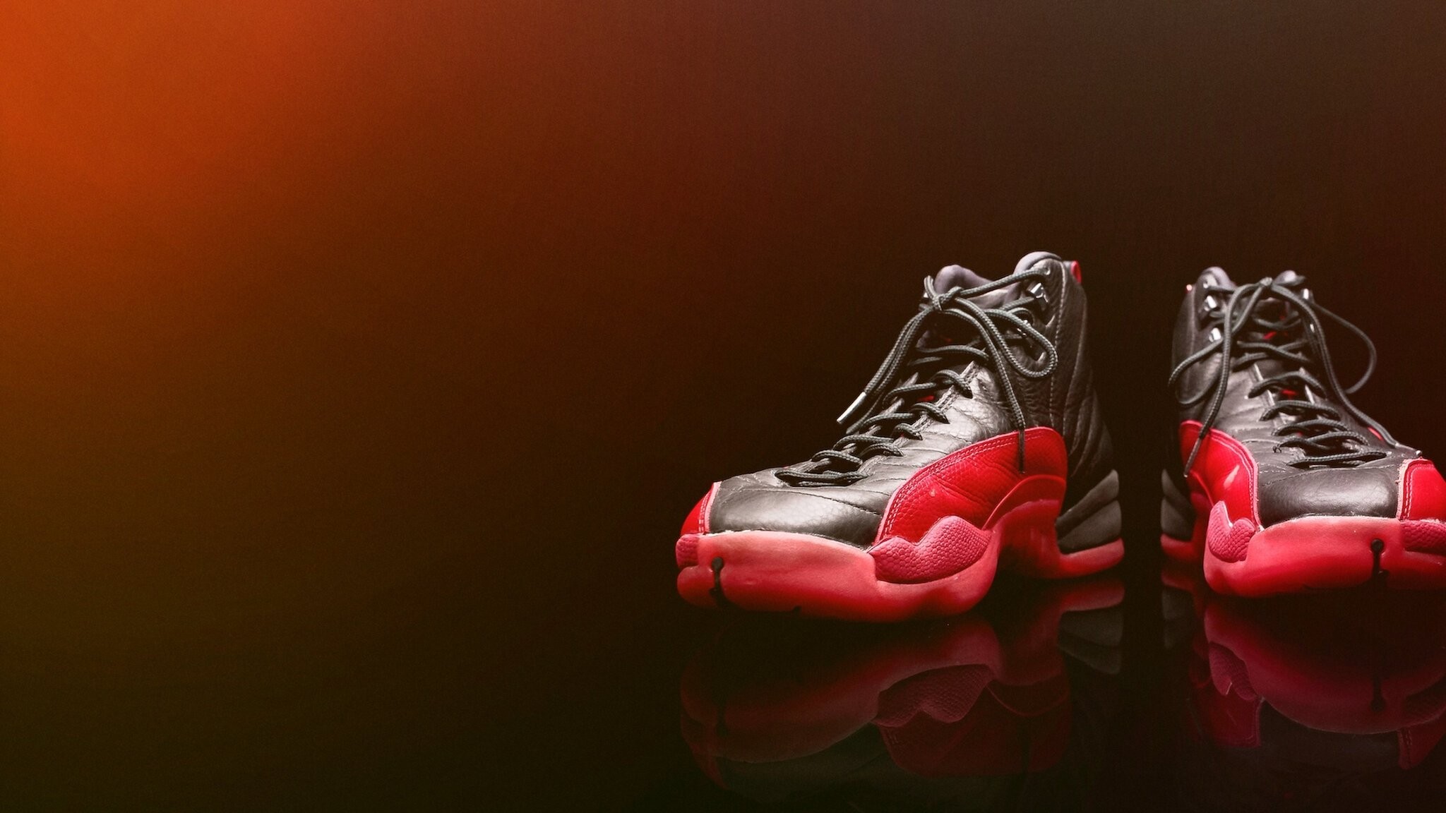 Xem phim Vua Sưu Tập: Nhà Đấu Giá Goldin (Phần 1) (King Of Collectibles: The Goldin Touch (Season 1)) 2023